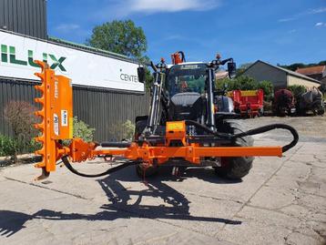 Samasz Fisher maaimachine met verlengde arm beschikbaar voor biedingen