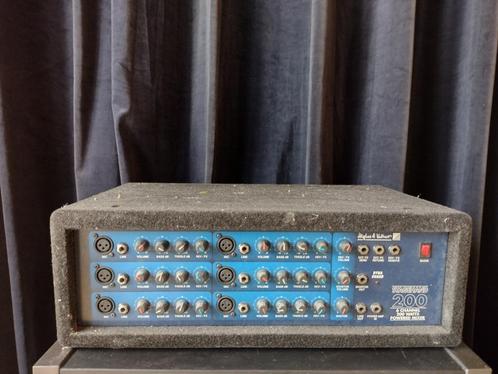 amplificateur mixeur « Hughes and Kettner », Musique & Instruments, Amplis | Basse & Guitare, Utilisé, 100 watts ou plus, Enlèvement