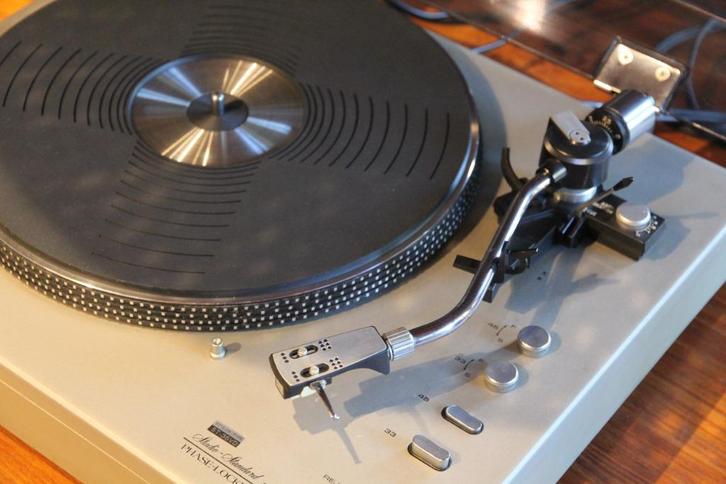 Platenspeler, TV, Hi-fi & Vidéo, Tourne-disques, Comme neuf, Tourne-disque, Autres marques, Réglage pitch, Automatique, Enlèvement