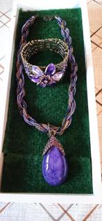 Halsketting en armband., Handtassen en Accessoires, Kettingen, Ophalen of Verzenden, Zo goed als nieuw, Paars