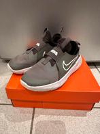 Te koop sneakers Nike, Kinderen en Baby's, Ophalen of Verzenden, Zo goed als nieuw, Nike, Jongen of Meisje