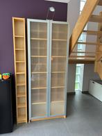 IKEA kast met 2 deuren + DVD-rekje, Enlèvement, Utilisé