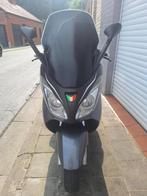 Scooter aprilia atlantic 125cc fourni avec tout ses papier, Motoren, Scooter, Bedrijf, 125 cc, 1 cilinder