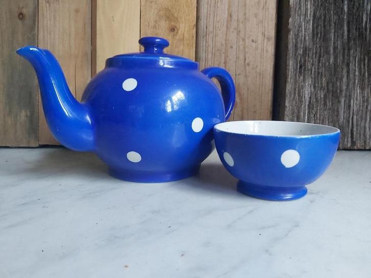 Leuke vintage polkadot theepot en kommetje blauw witte stip, Antiek en Kunst, Antiek | Servies los, Ophalen of Verzenden