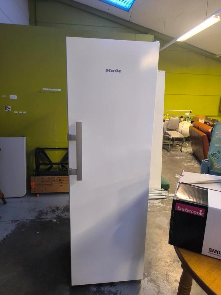 Koelkast Miele 185cm in nieuwstaat!, Electroménager, Congélateurs, Enlèvement