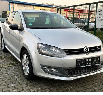 Volkswagen Polo 1.2 essence 2011 avec 105 km, Autos, Achat, 890 g/km, Entreprise, Noir