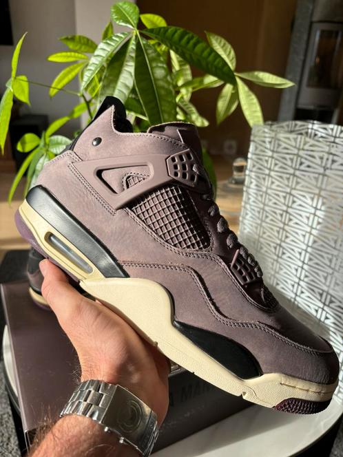 Jordan 4 op mijn manier 46, Kleding | Heren, Schoenen, Zo goed als nieuw, Sneakers, Bruin, Ophalen of Verzenden