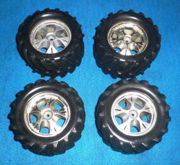 Bandenset van GRP voor de Traxxas T-Maxx series 3.2" op velg beschikbaar voor biedingen