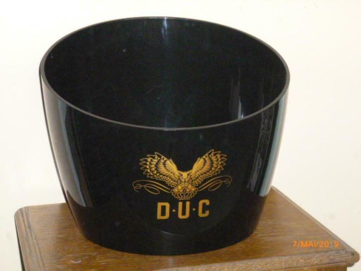 Vasque à bouteilles D.U.C du rappeur Booba, Collections, Verres & Petits Verres, Neuf, Autres types, Enlèvement ou Envoi