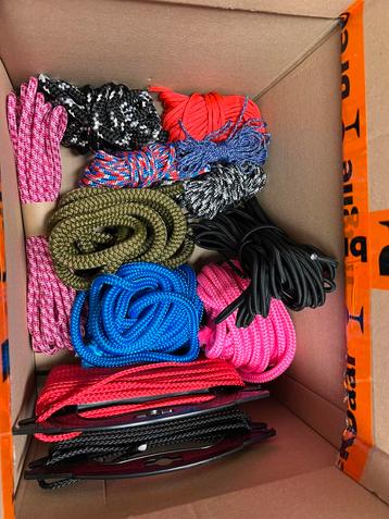 Paracord en touw beschikbaar voor biedingen