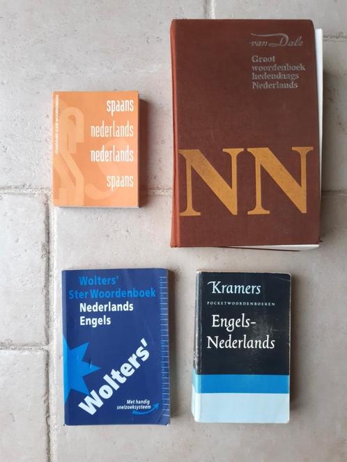 4 woordenboeken - Nederlands Engels Spaans, Boeken, Woordenboeken, Gelezen, Engels, Kramers, Ophalen of Verzenden