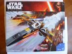 STARWARS THE FORCE AWAKENS"POE'S X WING FIGHTER"+FIGUUR 2015, Ophalen of Verzenden, Zo goed als nieuw, Actiefiguurtje