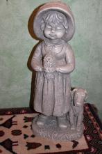 Stenen decoratief beeld - kind met hond, Ophalen, Zo goed als nieuw, Mens