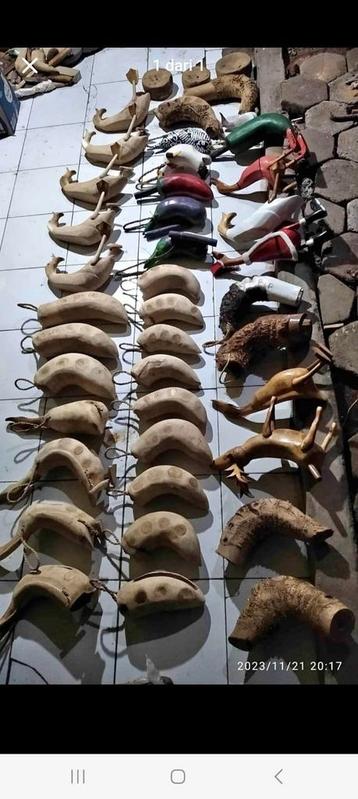 Indonesisch houten beelden, Ophalen, Zo goed als nieuw
