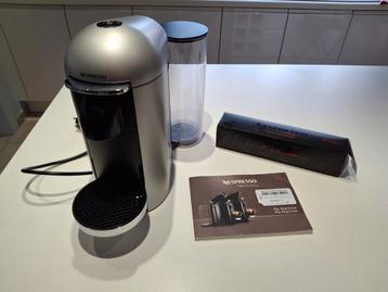 Machine à café Nespresso vertus plus, Electroménager, Machine à espresso, Réservoir d'eau amovible, Enlèvement ou Envoi, Dosettes et capsules de café