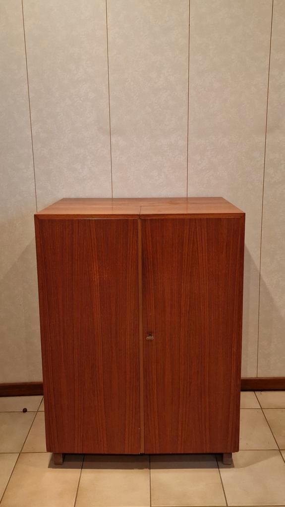 Vintage modulair opvouwbaar bureau, Huis en Inrichting, Bureaus, Gebruikt, Bureau, Ophalen