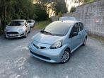 TOYOTA AYGO 1.0i BENZINE/80.000KMS!/ZUINIG/GOEDE STAAT!, Auto's, Toyota, Stof, 50 kW, Zwart, Blauw