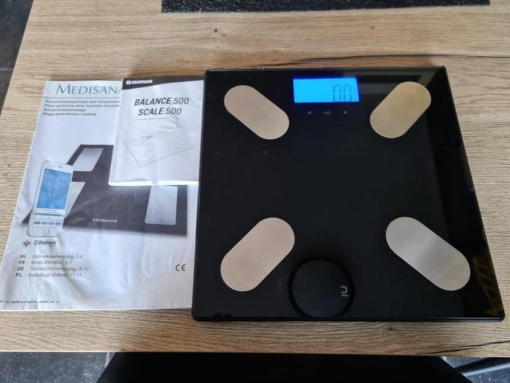 Weegschaal met lichaamsvetmeter Balance 500, Elektronische apparatuur, Weegschalen, Zo goed als nieuw, Digitaal, Personenweegschaal
