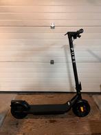Elektrische step, Fietsen en Brommers, Steps, Ophalen, Gebruikt, Elektrische step (E-scooter), Pure