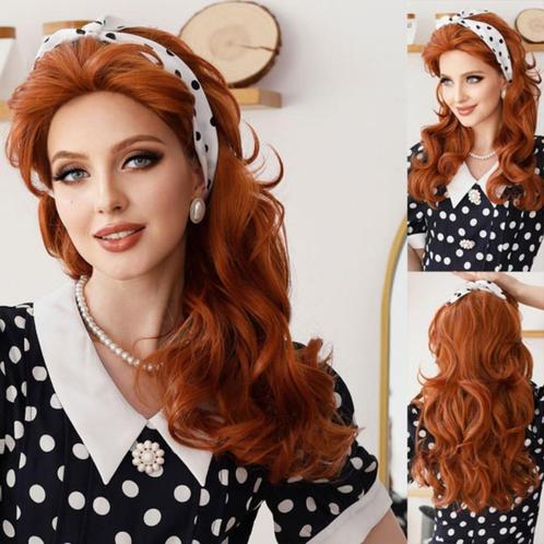 Pruik koperrood lang haar in laagjes ( Peggy Bundy - I love, Handtassen en Accessoires, Uiterlijk | Haarverzorging, Nieuw, Pruik of Haarverlenging
