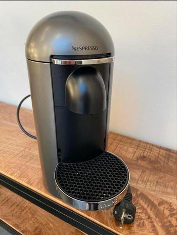 Nespresso Vertuo Titanium, Enlèvement, Comme neuf, Machine à espresso