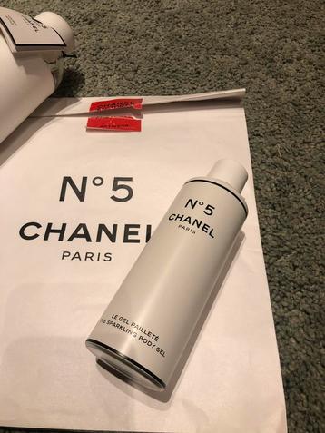 Chanel factory 5, Verzamelen, Ophalen of Verzenden, Nieuw