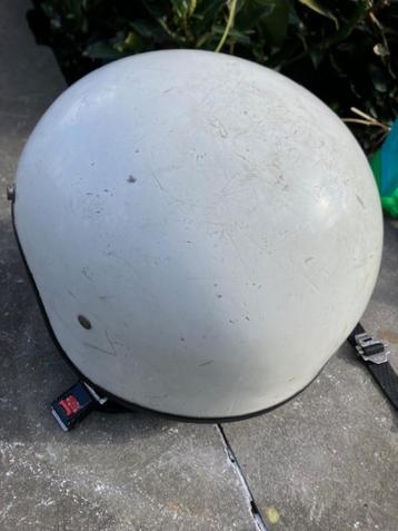 WILLEMPIE HELM POTHELM WIT 57 CM beschikbaar voor biedingen