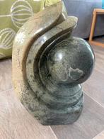 Uniek Abstract Beeldhouwwerk in Serpentijnsteen (20,5kg), Antiek en Kunst, Kunst | Beelden en Houtsnijwerken, Ophalen of Verzenden