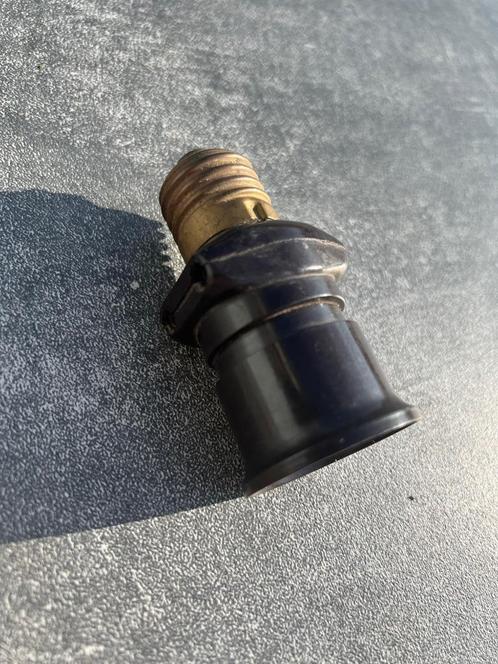 Stroomaftakking voor lamphouder socket, Antiek en Kunst, Antiek | Verlichting, Ophalen of Verzenden