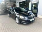 Skoda Octavia Combi 1.6 TDI DSG Ambition -€1000 SUMMER DEAL, Auto's, Skoda, Stof, 4 cilinders, Parkeersensor, Zwart