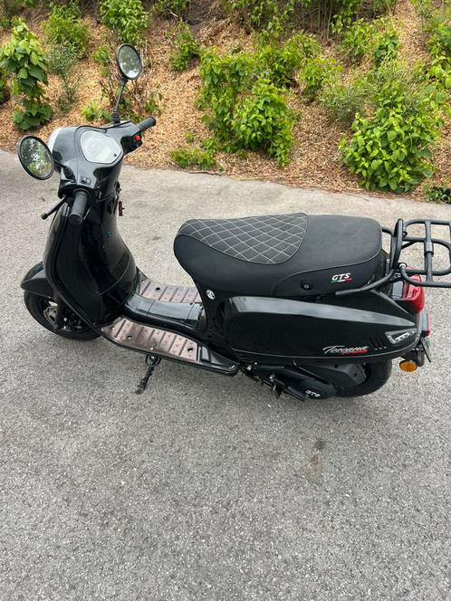 GTS Toscana Scooter – B-Klasse – 50cc - Zwart, Fietsen en Brommers, Snorfietsen en Snorscooters, Zo goed als nieuw, Overige merken