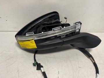 Buitenspiegel rechts van een Volkswagen ID.4 beschikbaar voor biedingen