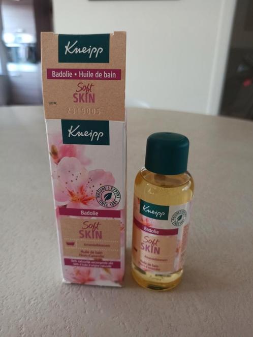 Kneipp badolie, Handtassen en Accessoires, Uiterlijk | Lichaamsverzorging, Nieuw, Ophalen of Verzenden