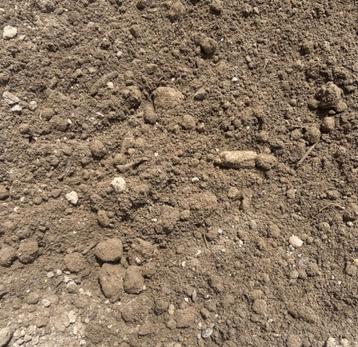 Opvulgrond gratis beschikbaar voor biedingen