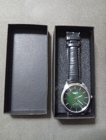 Belle Montre homme.., Enlèvement ou Envoi, Neuf
