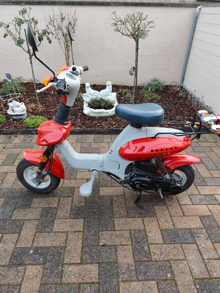 Sundiro bj 1998 met papieren, Vélos & Vélomoteurs, Cyclomoteurs | Oldtimers & Ancêtres, Enlèvement