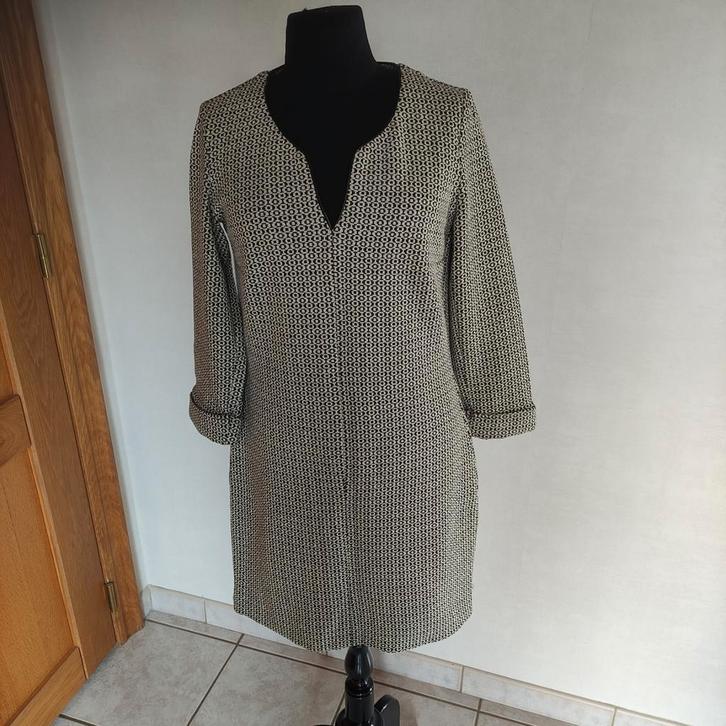 Je m'habille comme ça. Jurk maat 36., Kleding | Dames, Jurken, Zo goed als nieuw, Maat 36 (S), Boven de knie, Ophalen