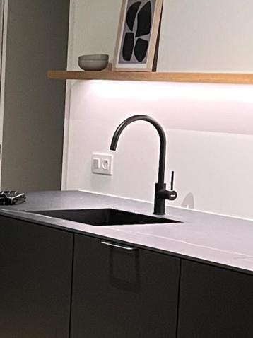 Zwarte (keuken) kraan - Lorreine - licht gebruikt beschikbaar voor biedingen