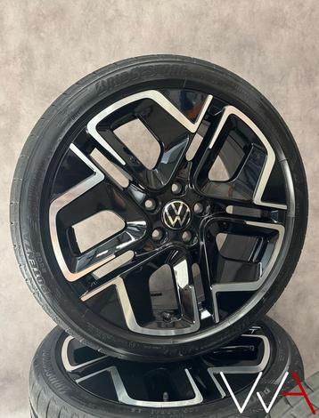 18'' Volkswagen Golf 8 Facelift R-Line ''York'' velgen orig. beschikbaar voor biedingen