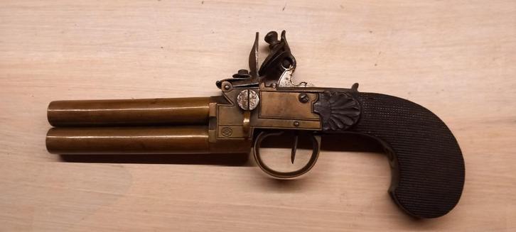 Pistolet à silex double canons pivotant e.l.g en laiton, Collections, Objets militaires | Général, Armée de terre, Enlèvement