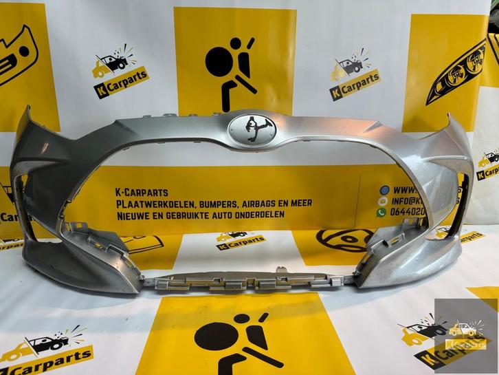 Bumper Toyota Yaris Voorbumper 52119-K0050 2019-Heden, Auto-onderdelen, Carrosserie, Bumper, Toyota, Voor, Gebruikt