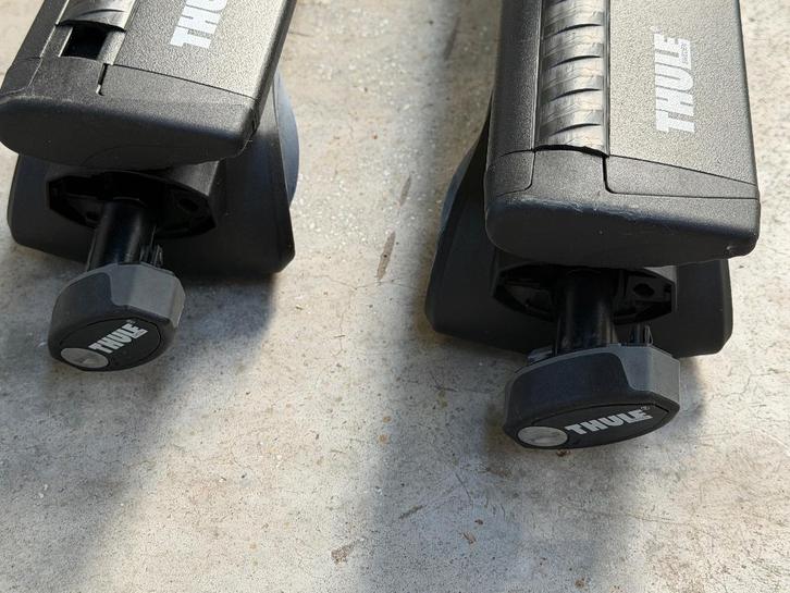 Barres de toit Thule, Autos : Divers, Porte-bagages, Enlèvement