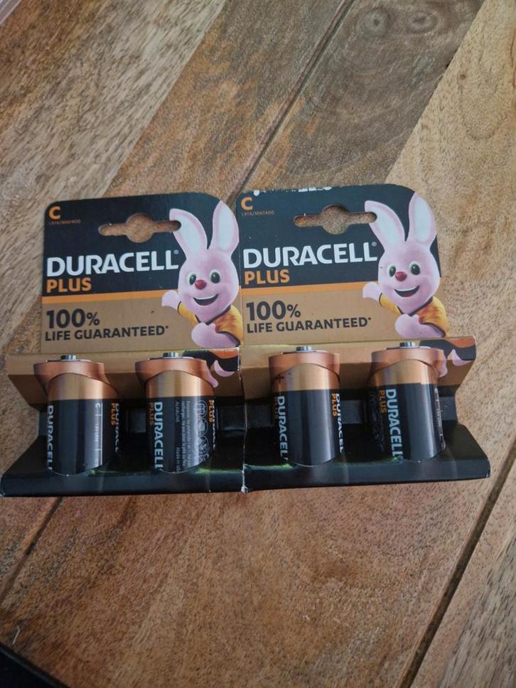 2x2 Duracell Plus 100 C, Audio, Tv en Foto, Accu's en Batterijen, Nieuw, Ophalen of Verzenden