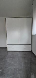 Kleren kast, Ophalen