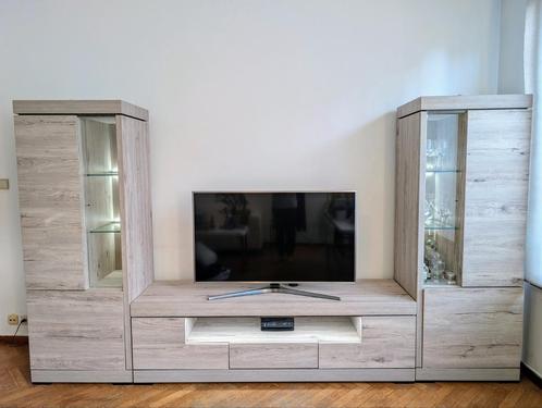 Meuble tv Etna en bois avec colonnes vitrines et éclairage, Maison & Meubles, Mobilier complet, Enlèvement