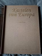 boek kastelen europa, Boeken, Ophalen of Verzenden, Gelezen