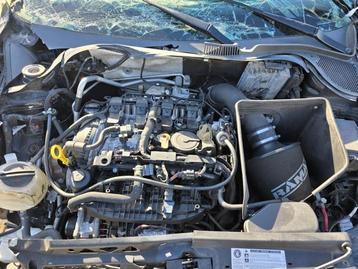 Motor van een Volkswagen Polo beschikbaar voor biedingen