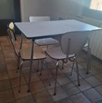 Table et chaises de cuisine, Enlèvement