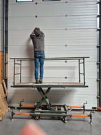 Mobiele in hoogte verstelbare steiger(lift), Ophalen, Gebruikt