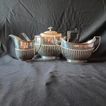 Prachtige Walker&Hall theeset Art Deco beschikbaar voor biedingen